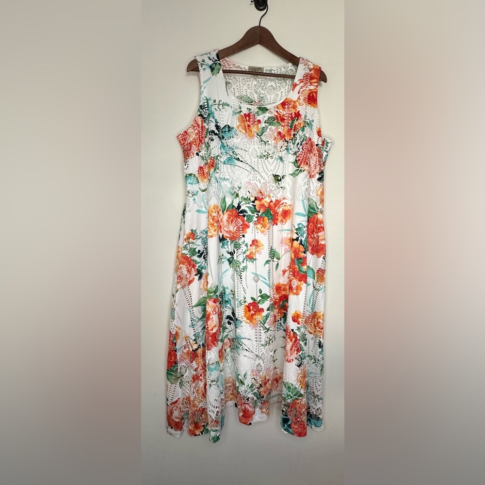 ONE WORLD Vibrant Floral Blouse - Orange, Green, White
